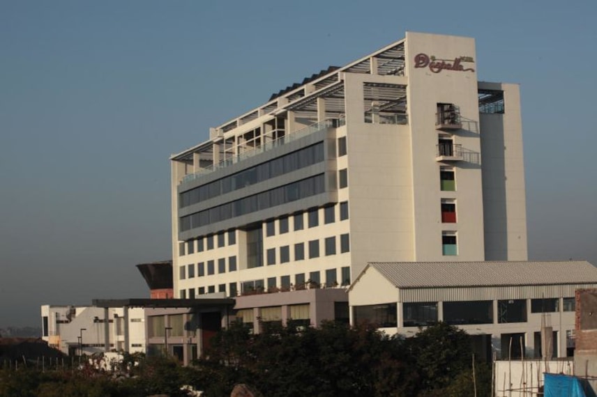 Vishakhapatnam Hotel Daspalla Landscape Image
